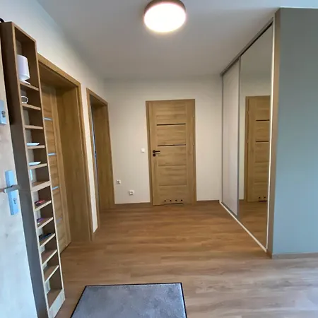 Lagomar Lux Family & *