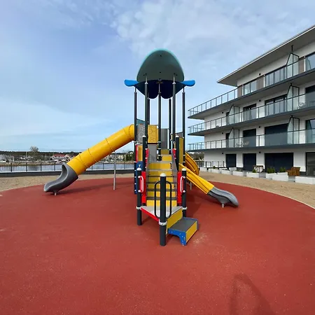 Lagomar Lux Family &