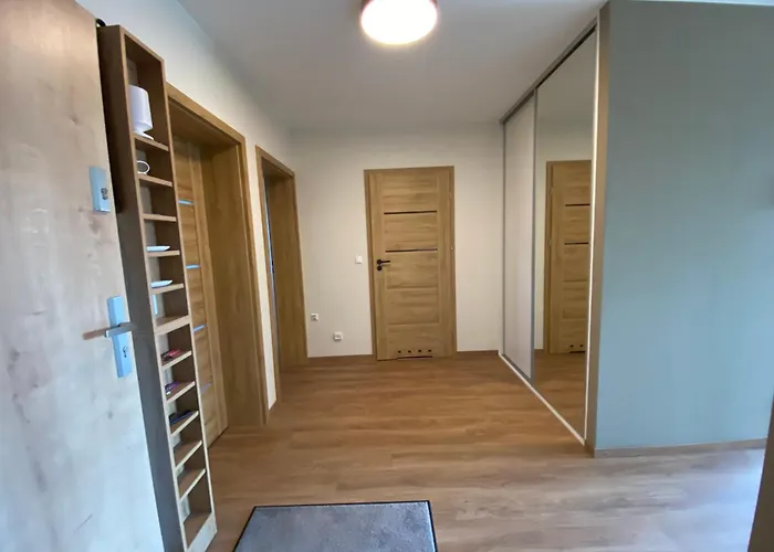 Lagomar Lux Family & *